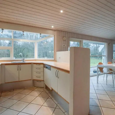 Three-bedroom Holiday In