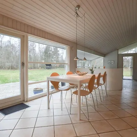 Three-bedroom Holiday In בית נופש Vig